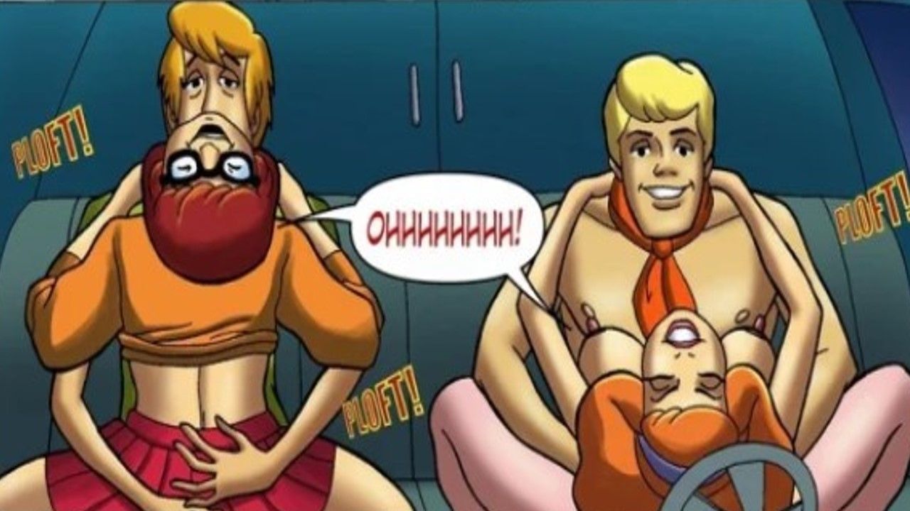 what's cool scooby doo porn porn parody scooby doo velma bdnding over
